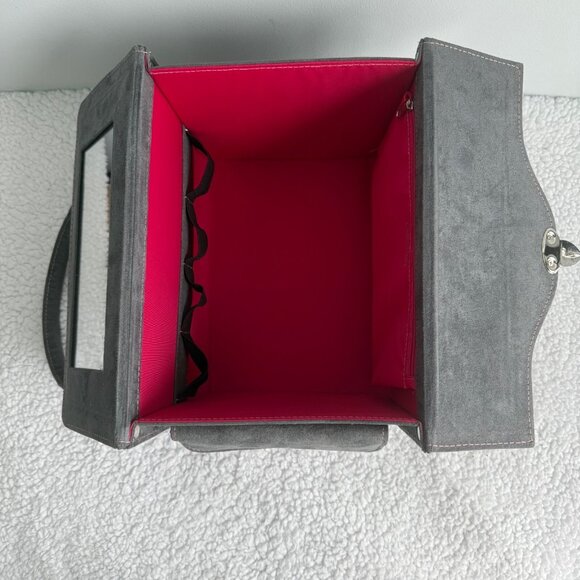 Gray Makeup Case - Picture 2 of 12